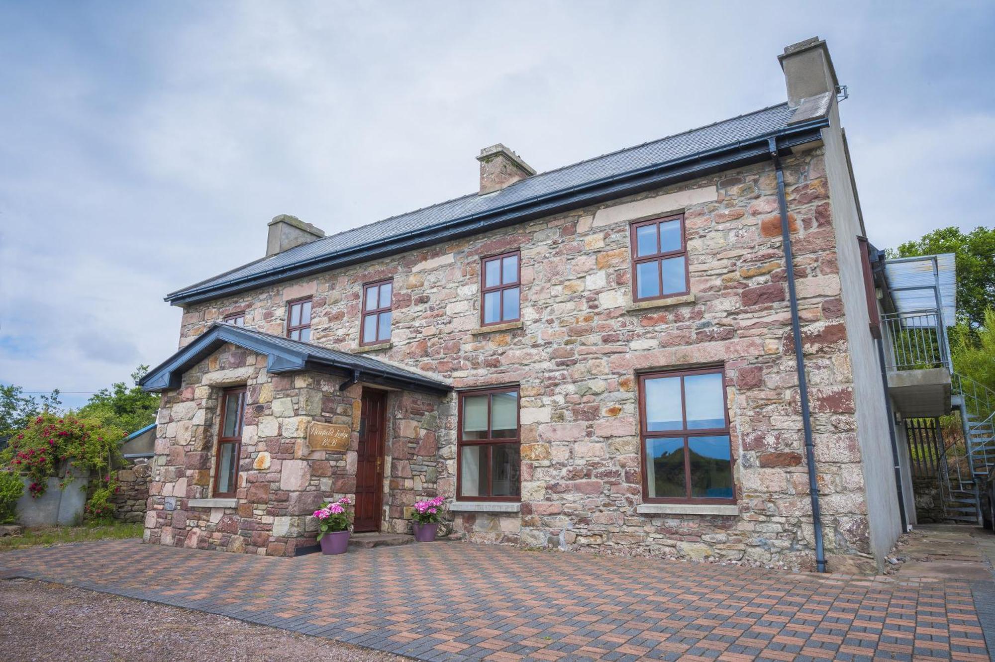 Nevins Newfield Inn Ltd Малларанни Экстерьер фото